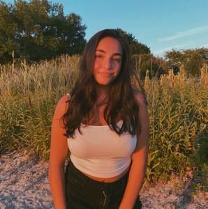 Meet your Posher, Bianca